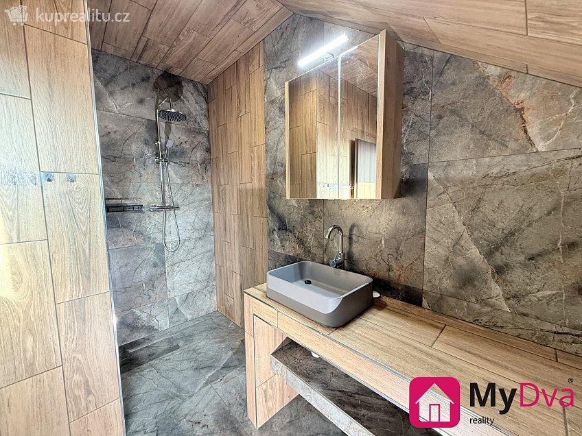 Pronájem bytu 3+kk 105 m^2 Moravské Budějovice, Moravské Budějovice 