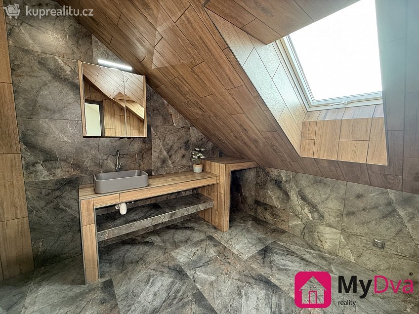 Pronájem bytu 3+kk 105 m^2 Moravské Budějovice, Moravské Budějovice 