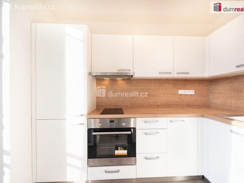 Pronájem bytu 2+1 45 m^2 Mirkovice, Mirkovice 