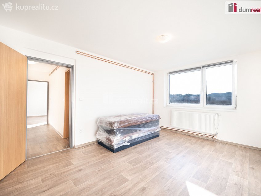 Pronájem bytu 2+1 45 m^2 Mirkovice, Mirkovice 