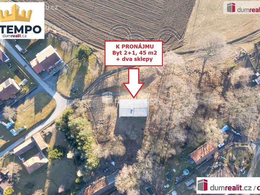 Pronájem bytu 2+1 45 m^2 Mirkovice, Mirkovice 