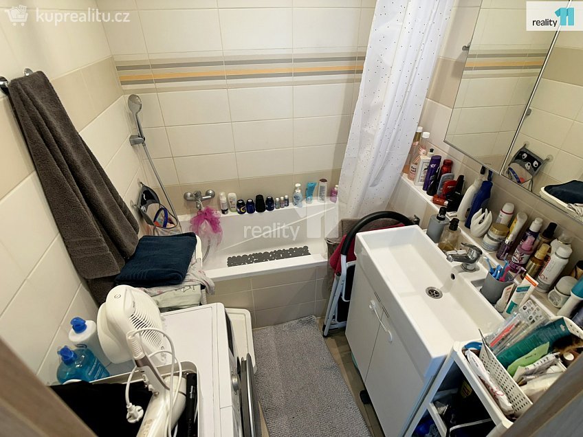 Pronájem bytu 2+1 55 m^2 Úprkova, Kroměříž 