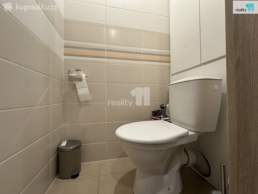 Pronájem bytu 2+1 55 m^2 Úprkova, Kroměříž 