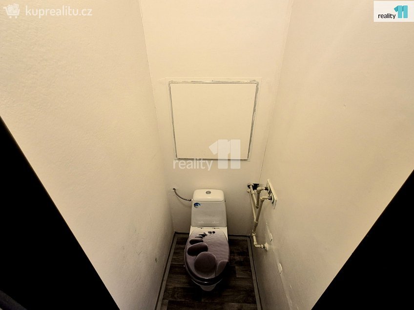 Pronájem bytu 2+1 56 m^2 Palackého, Aš 