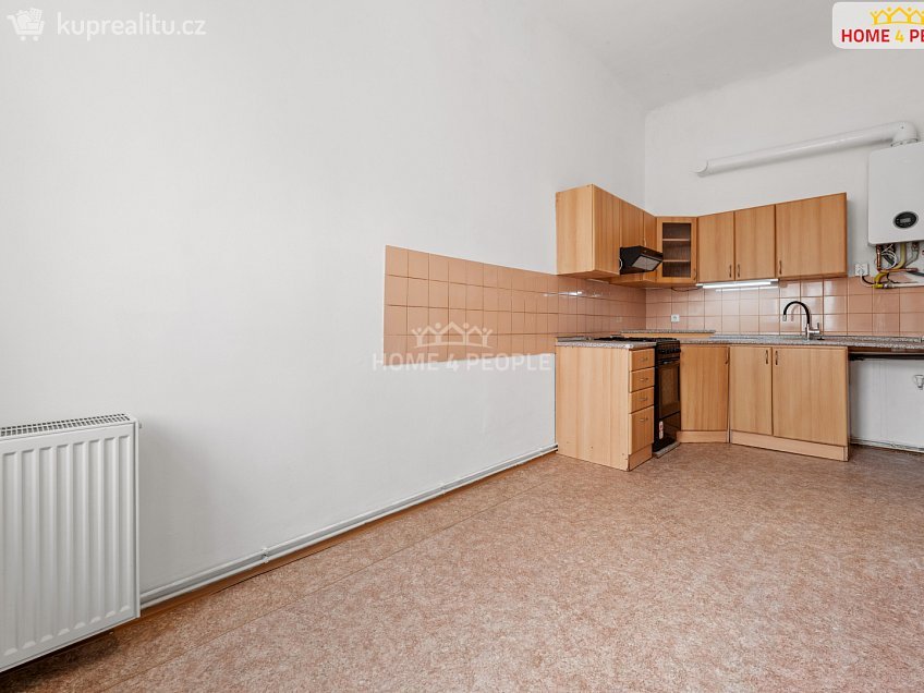 Pronájem bytu 2+1 59 m^2 Pod Slovany, Praha 2 