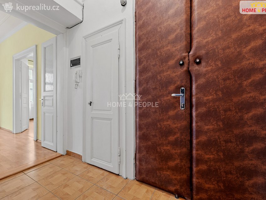 Pronájem bytu 2+1 59 m^2 Pod Slovany, Praha 2 