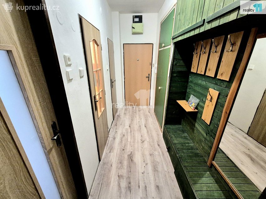 Pronájem bytu 4+1 82 m^2 Skřivánčí, Aš 