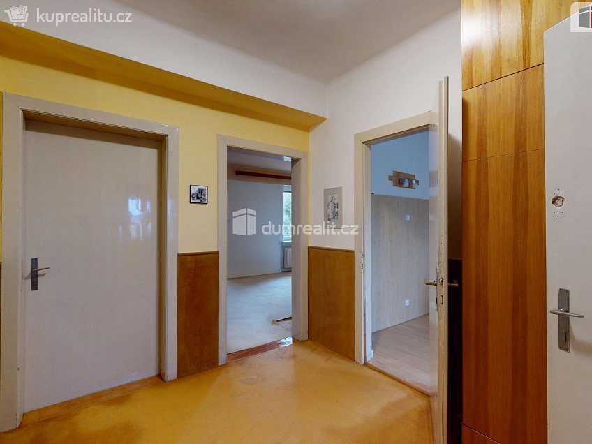 Prodej  rodinného domu 270 m^2 Hobzíkova, Opava 