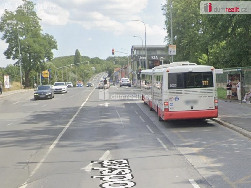 Pronájem bytu - pokoj 15 m^2 Českobrodská, Praha 14 