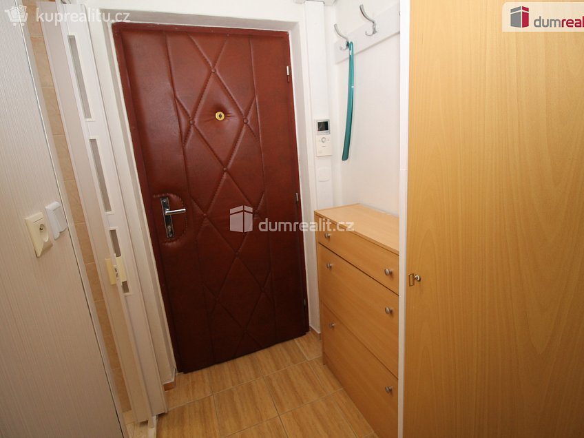 Pronájem bytu 2+kk 37 m^2 Zahradní, Horní Slavkov 