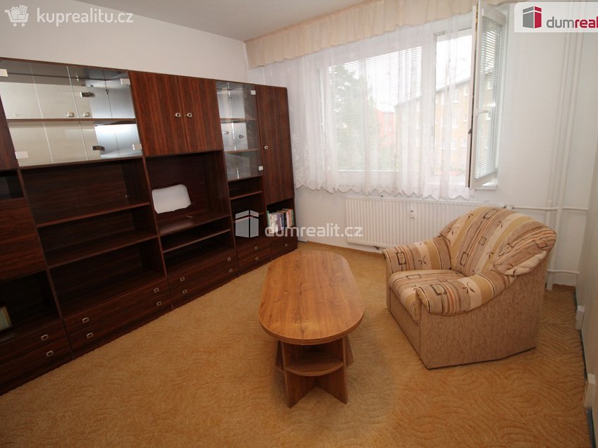 Pronájem bytu 2+kk 37 m^2 Zahradní, Horní Slavkov 