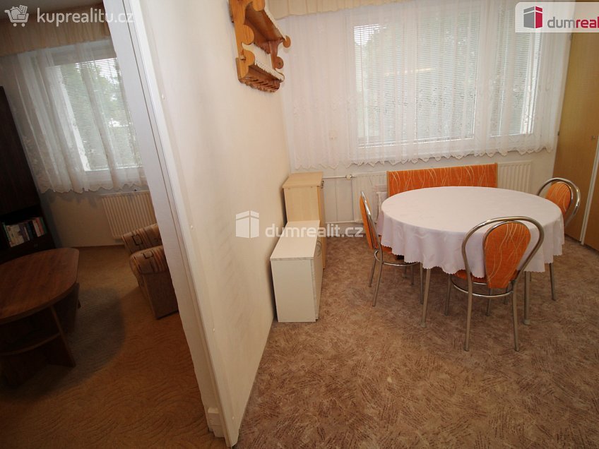 Pronájem bytu 2+kk 37 m^2 Zahradní, Horní Slavkov 