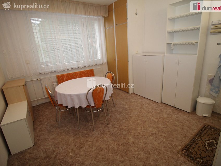 Pronájem bytu 2+kk 37 m^2 Zahradní, Horní Slavkov 