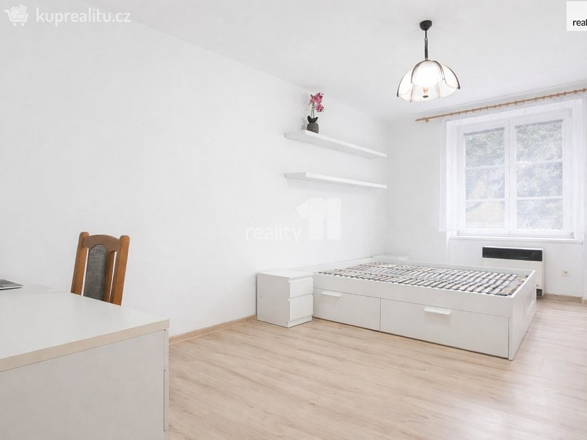 Pronájem bytu 2+kk 52 m^2 Radlická, Praha 5 