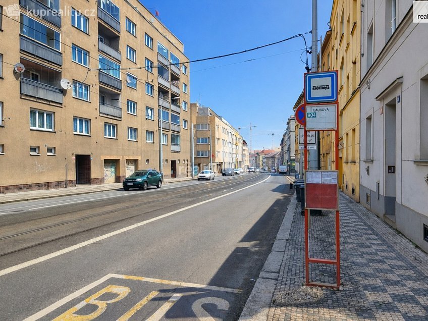 Pronájem bytu 2+kk 52 m^2 Radlická, Praha 5 