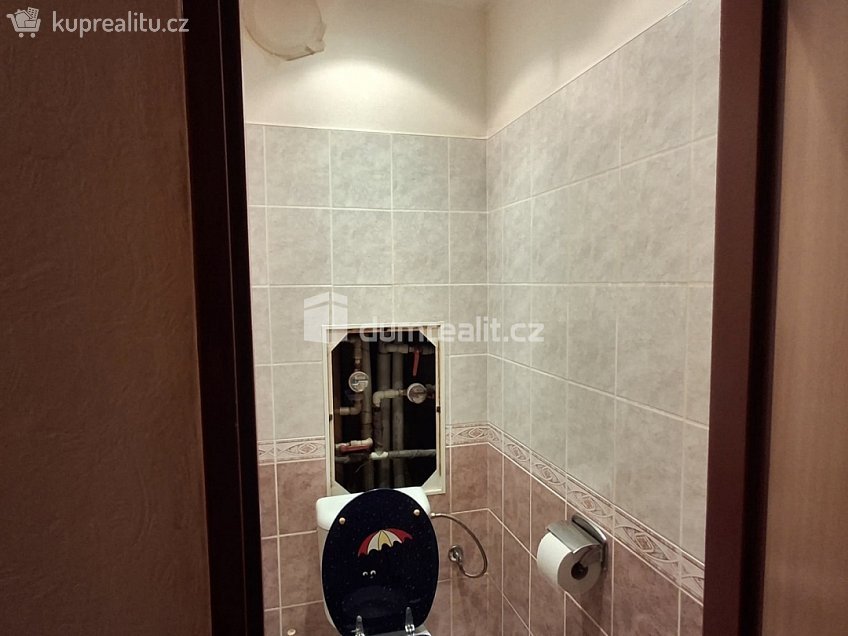 Pronájem bytu 2+kk 68 m^2 U pramene, Praha-Újezd 