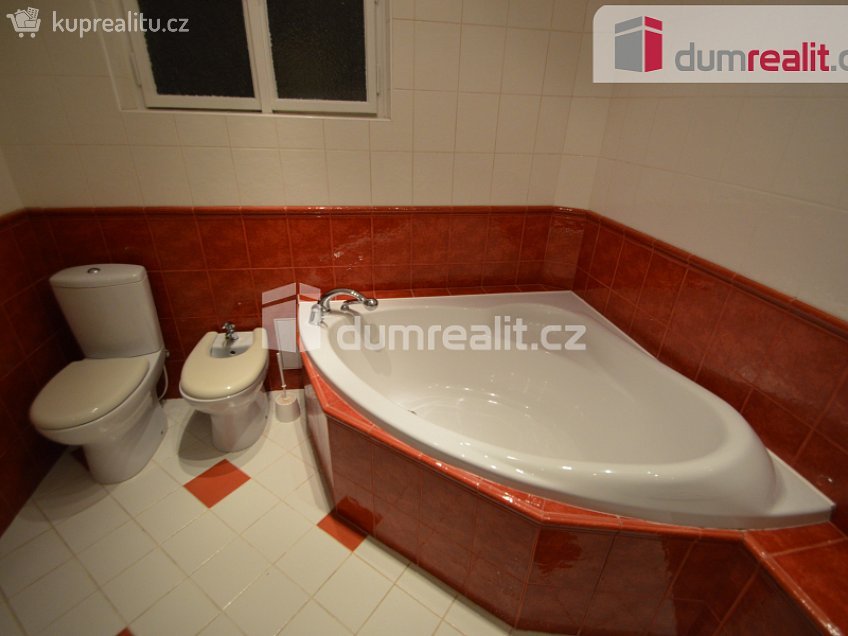 Pronájem bytu - pokoj 20 m^2 Čerchovská, Praha 2 