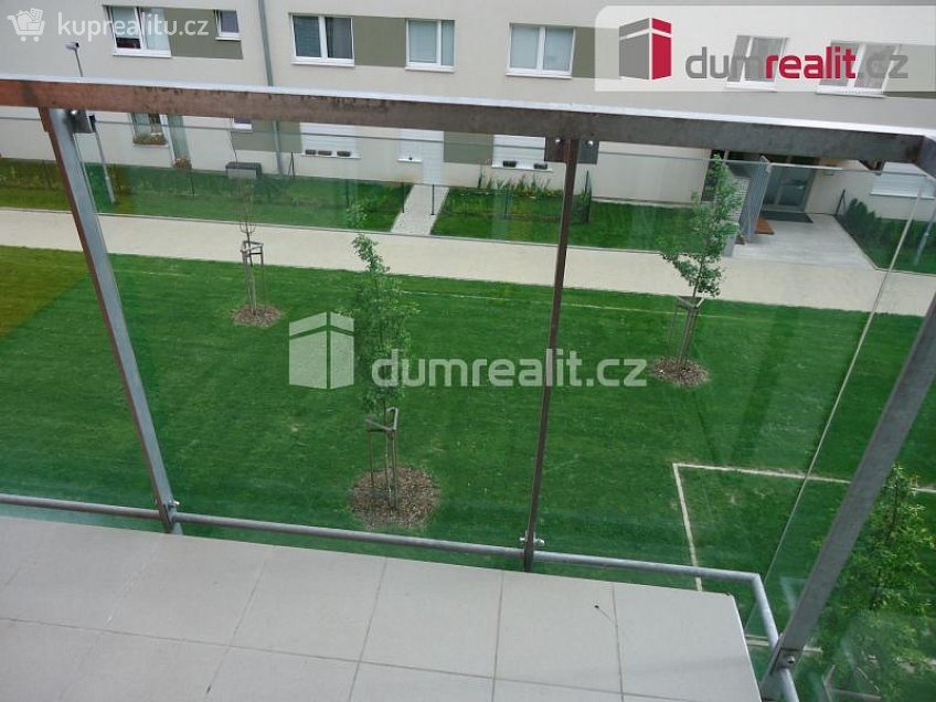 Pronájem bytu 2+kk 58 m^2 Petržílkova, Praha 13 