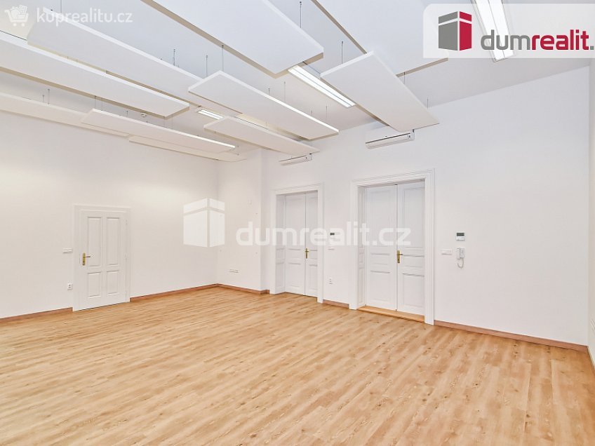 Pronájem  kanceláře 113 m^2 Národní, Praha 1 