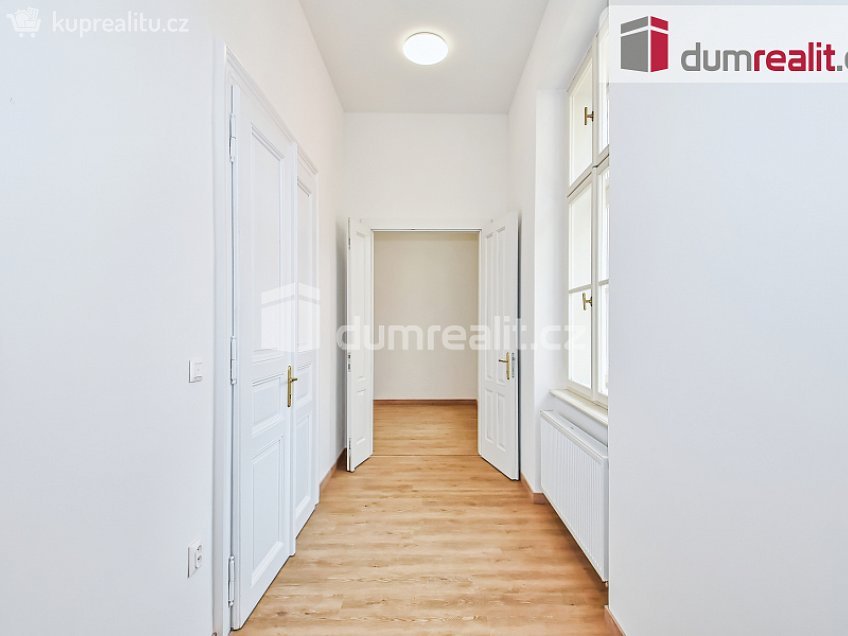 Pronájem  kanceláře 113 m^2 Národní, Praha 1 