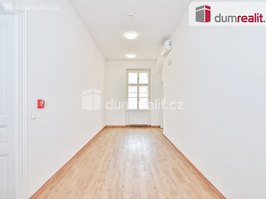 Pronájem  kanceláře 113 m^2 Národní, Praha 1 