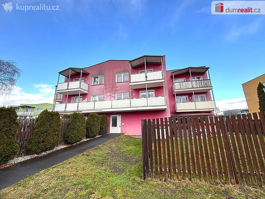 Pronájem bytu 3+1 88 m^2 Atletická, Sokolov 