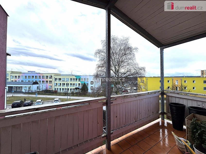 Pronájem bytu 3+1 88 m^2 Atletická, Sokolov 
