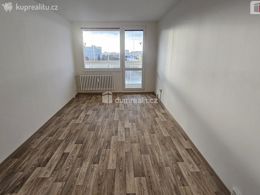 Pronájem bytu 2+kk 50 m^2 Plickova, Praha 11 