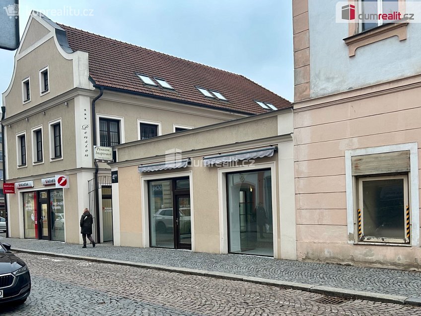 Pronájem  obchodních prostor 57 m^2 Pražská, Kolín 