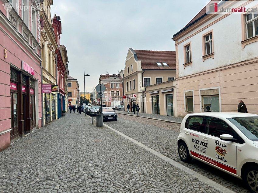 Pronájem  obchodních prostor 57 m^2 Pražská, Kolín 