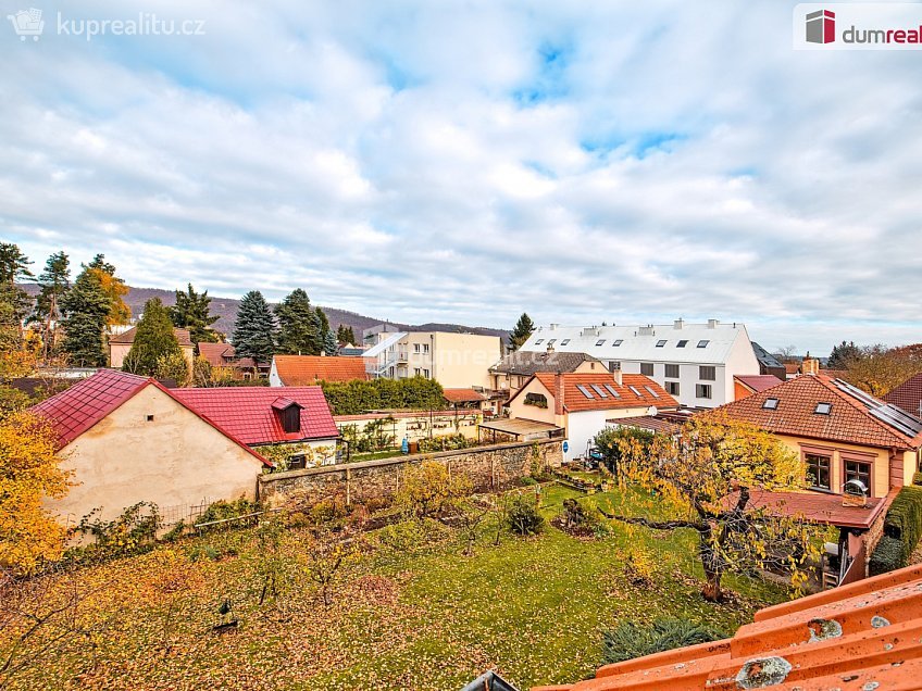 Pronájem bytu 1+kk 20 m^2 Palackého, Dobřichovice 