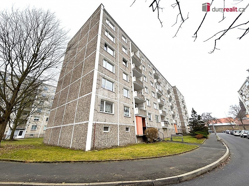 Pronájem bytu 1+1 40 m^2 Křížová, Sokolov 