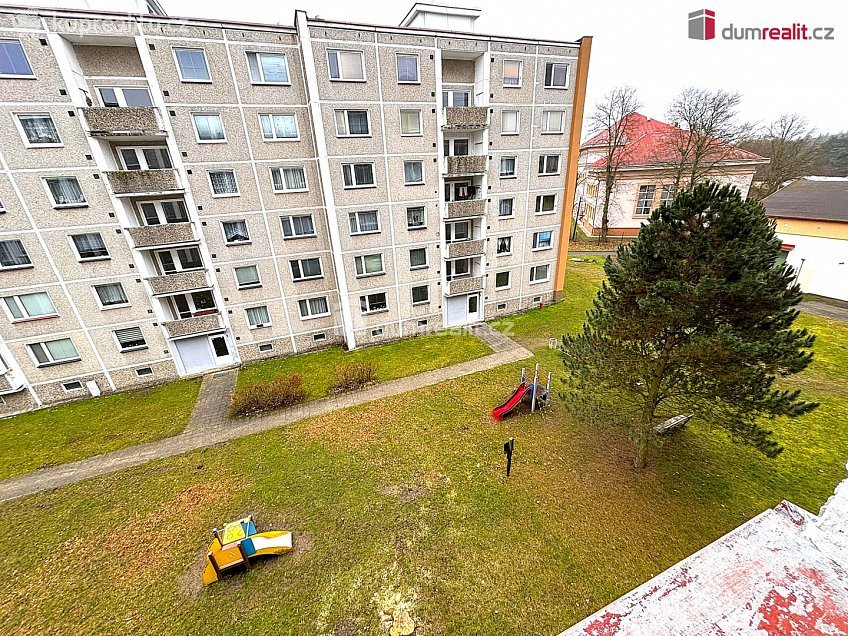 Pronájem bytu 1+1 40 m^2 Křížová, Sokolov 