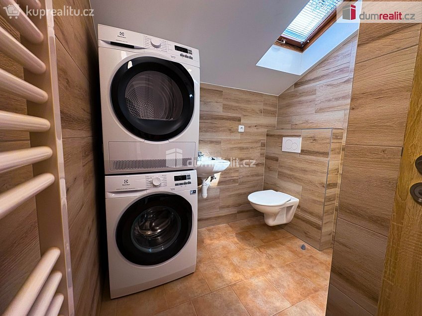 Pronájem bytu 2+kk 50 m^2 Štítného, Kolín 