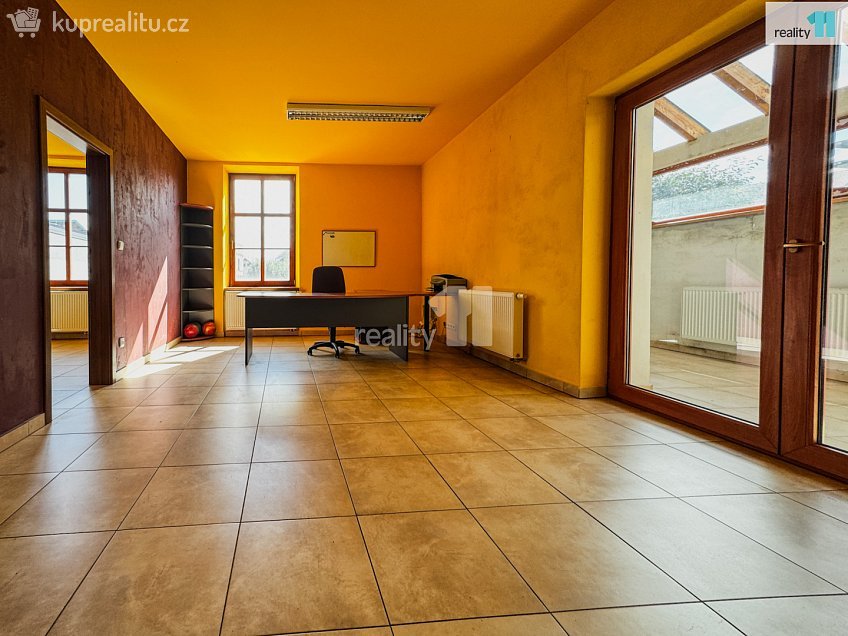 Prodej  komerční reality 541 m^2 Dolní příkopy, Rokycany 