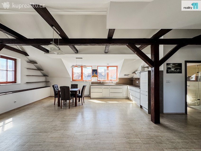 Prodej  komerční reality 541 m^2 Dolní příkopy, Rokycany 