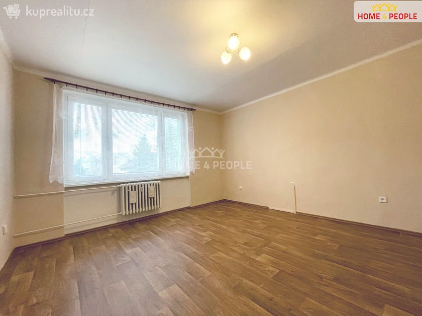 Pronájem bytu 1+1 38 m^2 Jurije Gagarina, Nymburk 