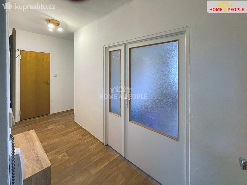 Pronájem bytu 1+1 38 m^2 Jurije Gagarina, Nymburk 