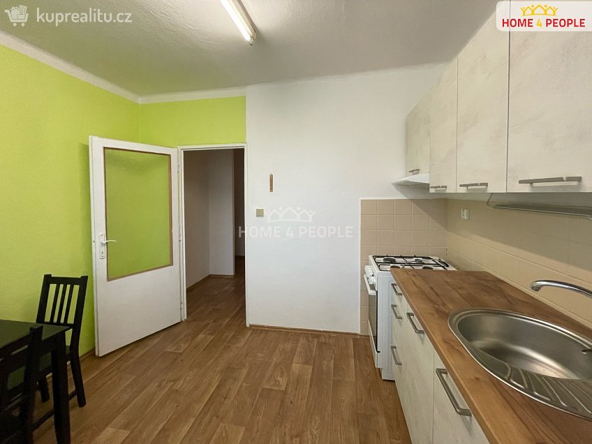 Pronájem bytu 1+1 38 m^2 Jurije Gagarina, Nymburk 