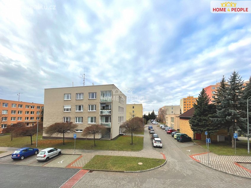 Pronájem bytu 1+1 38 m^2 Jurije Gagarina, Nymburk 