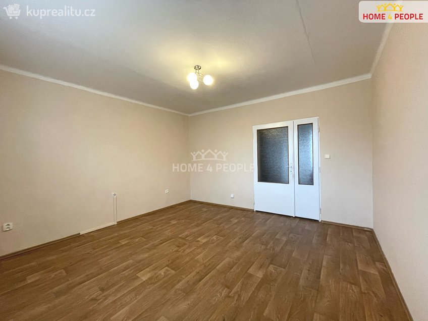 Pronájem bytu 1+1 38 m^2 Jurije Gagarina, Nymburk 