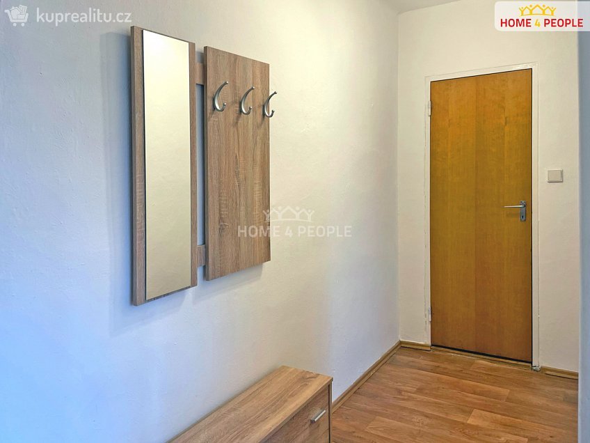 Pronájem bytu 1+1 38 m^2 Jurije Gagarina, Nymburk 