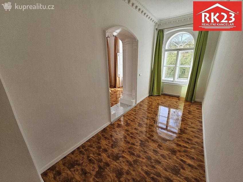 Prodej bytu 3+1 100 m^2 Anglická, Mariánské Lázně 