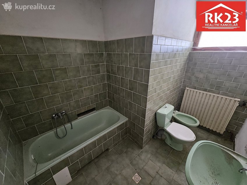 Prodej  rodinného domu 422 m^2 Zádub-Závišín 90, Zádub-Závišín 