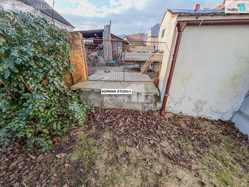 Prodej  rodinného domu 200 m^2 Malesická, Město Touškov 