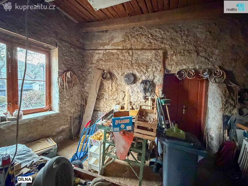 Prodej  rodinného domu 200 m^2 Malesická, Město Touškov 