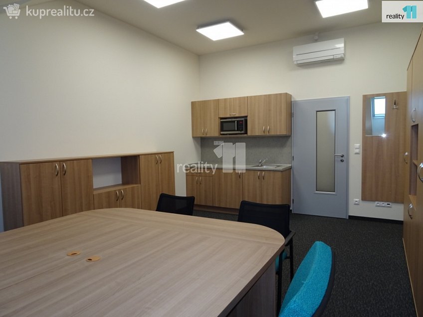 Pronájem  kanceláře 23 m^2 Žižkova, Ústí nad Labem 