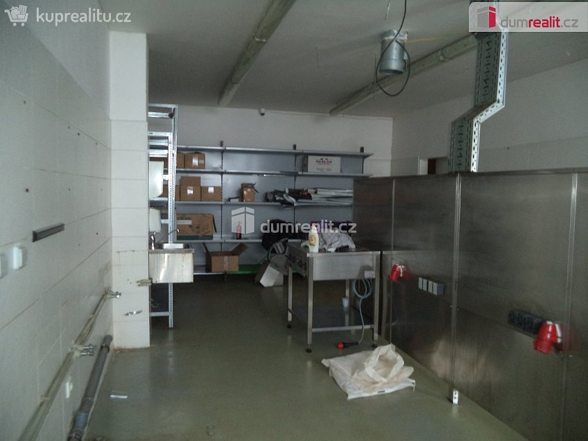 Pronájem  obchodních prostor 175 m^2 Krmelínská, Ostrava 