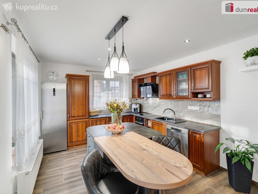 Prodej  rodinného domu 916 m^2 Habrová, Přišimasy 