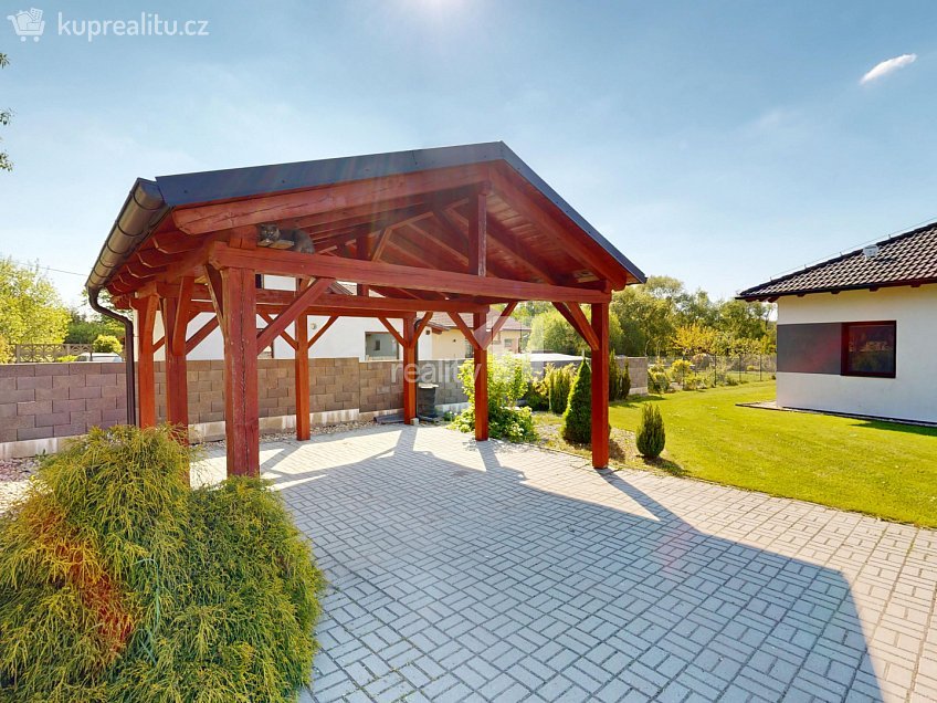 Prodej  rodinného domu 110 m^2 Ústrašín, Ústrašín 